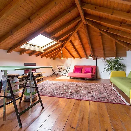 Combro Design By Homing Apartment *